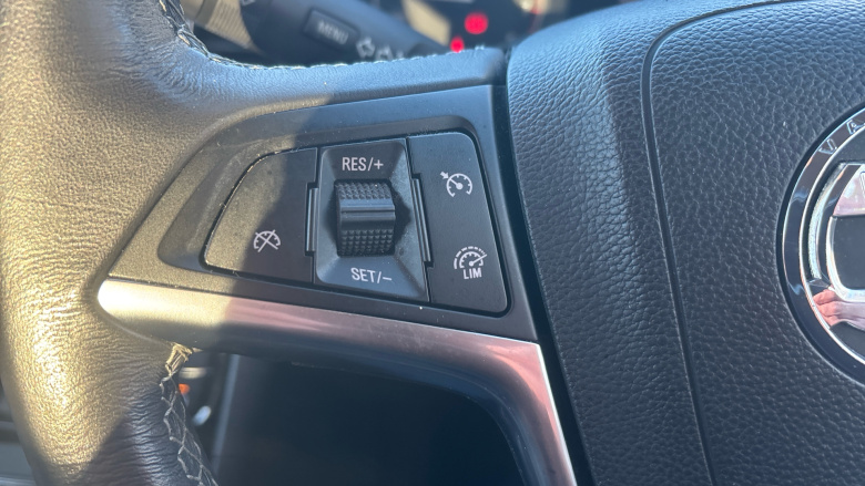 Vauxhall Mokka X 1.4T ecoTEC Design Nav 5dr Petrol Hatchback